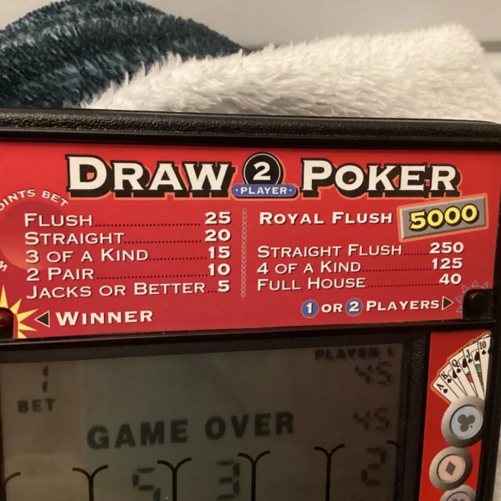 Radica Draw Poker Royal Flush Vintage Handheld Poker Electronic Game 2 player